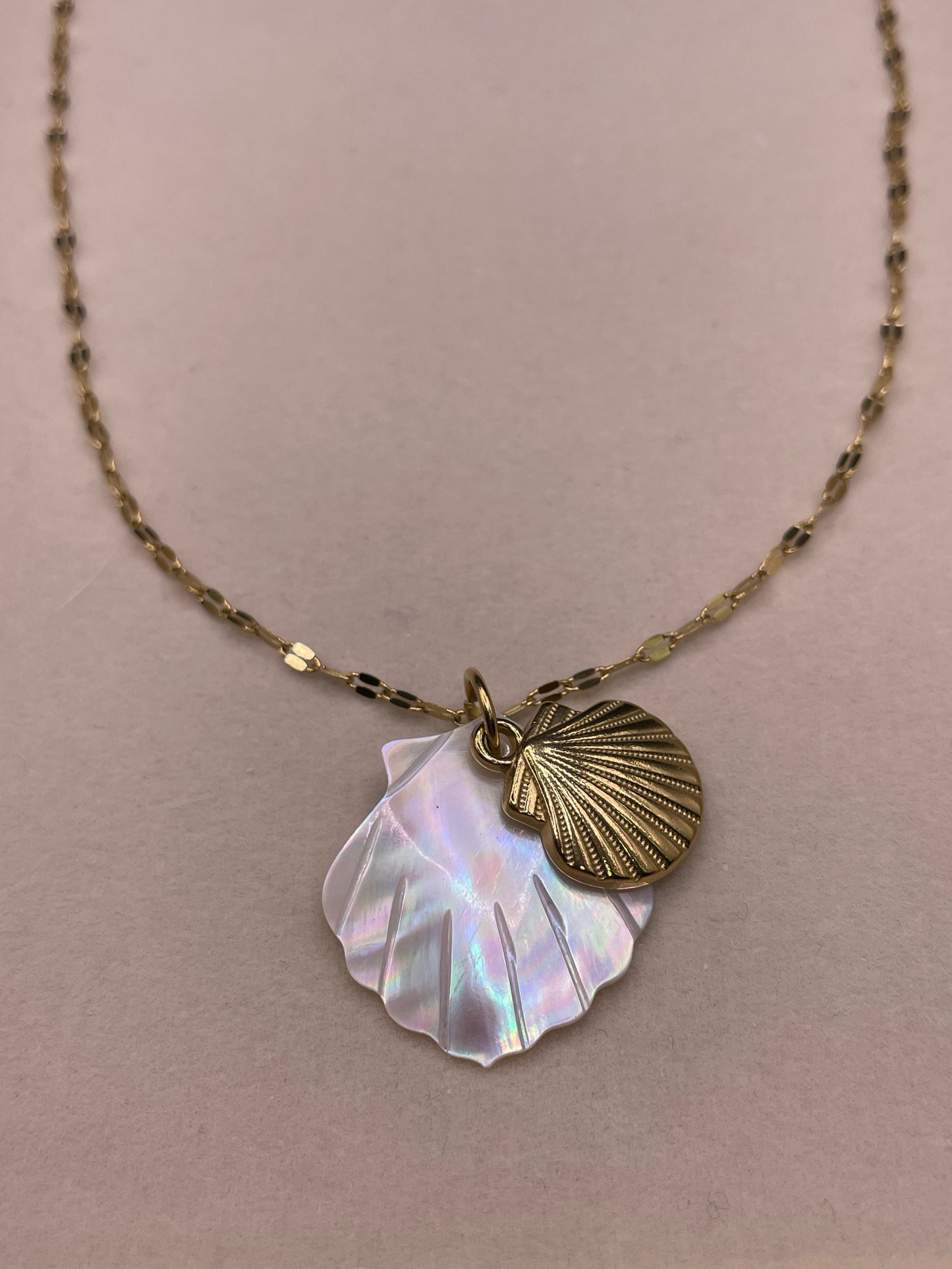 Collier Coquille